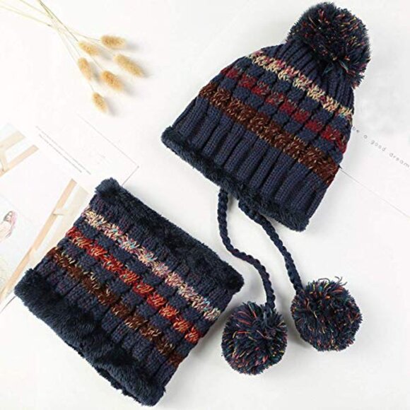 Women\'s Fleece-Lined Beanie Scarf Set with Pompoms & Ear Flaps main image 5